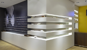 Agencement de magasin – Optique Zonneveld - 