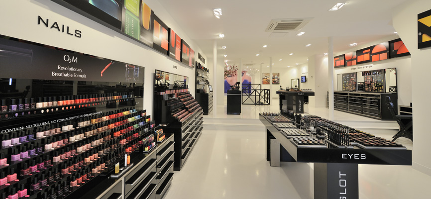 Design d’intérieur : Salon de beauté Inglot - 