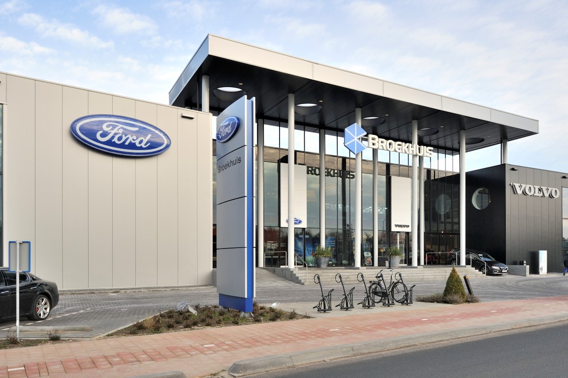 Design intérieur salle d’exposition – Ford NL