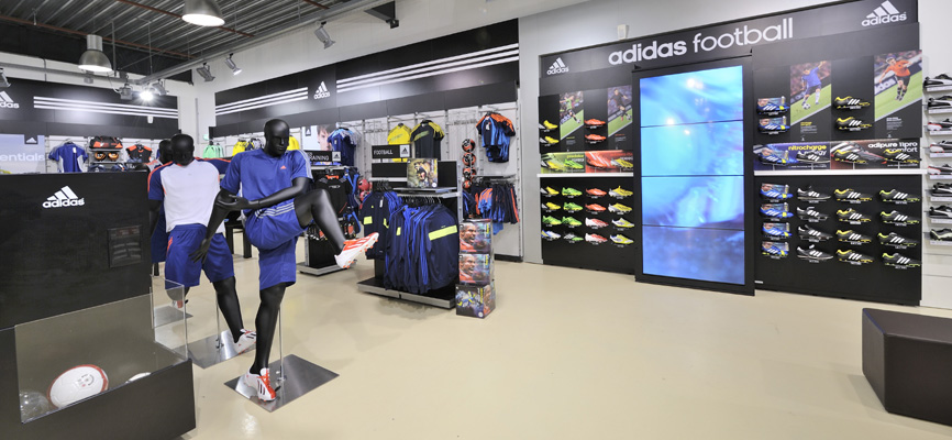 Nouveau concept de Magasin Sport – Megastore Ruremonde - 