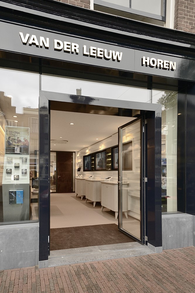 Van der Leeuw – concept de boutique d’audioprothése - 