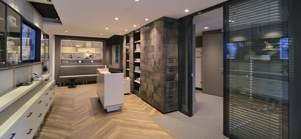 Design ameublement et Agencement Boutique d' Audioprothése