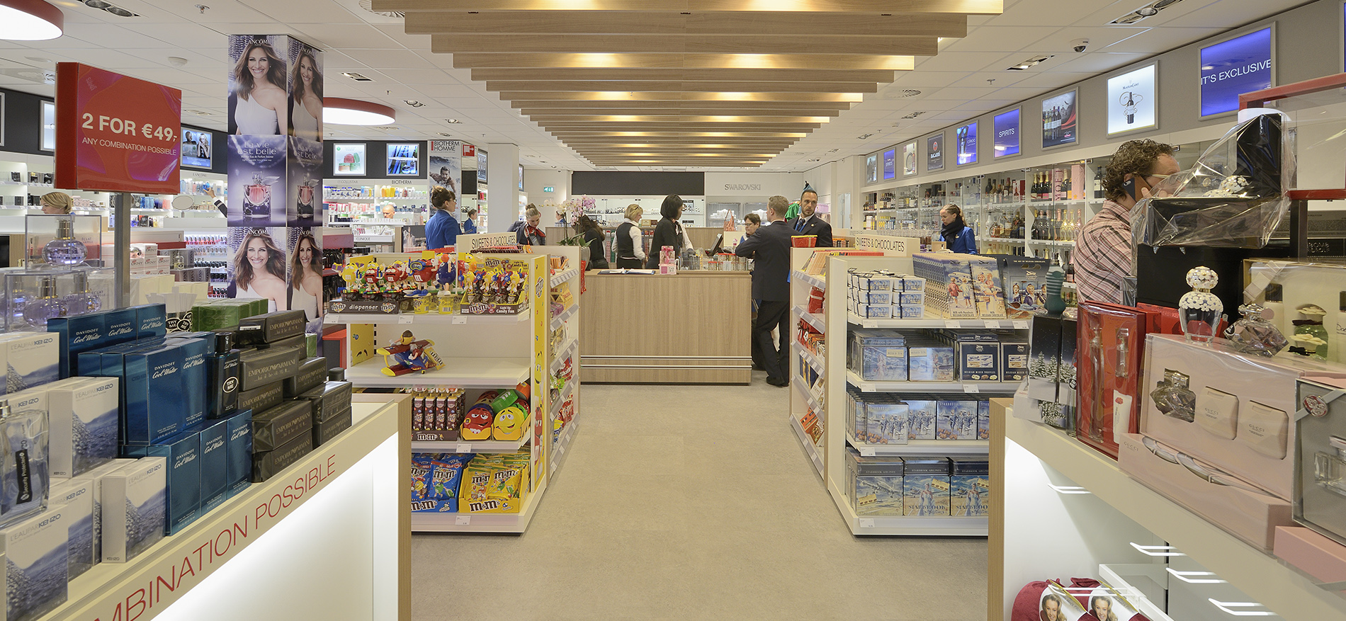 B&S Crewshop aéroport Schiphol – Aménagement intérieur - 