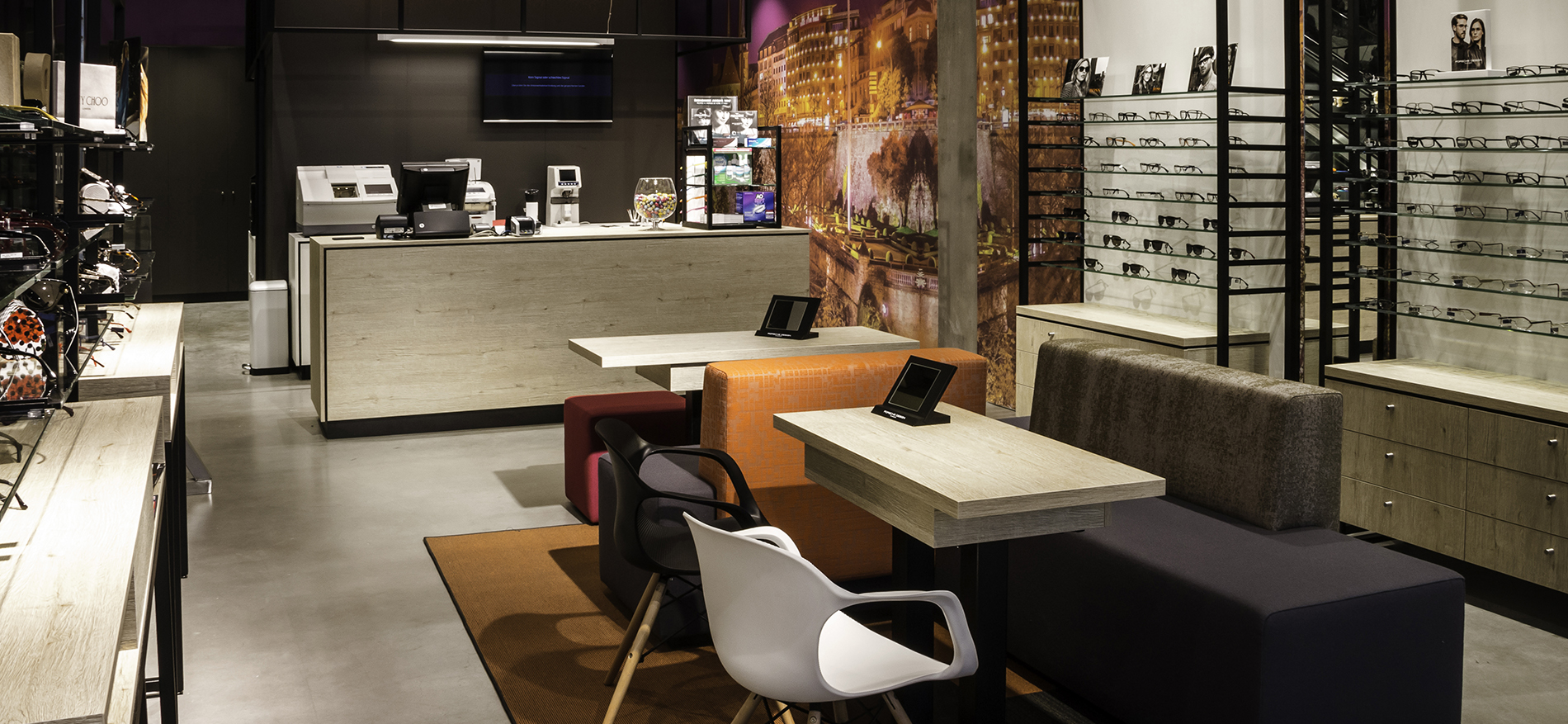 Plusminus Optik (LU): Amenagement d’optique - 