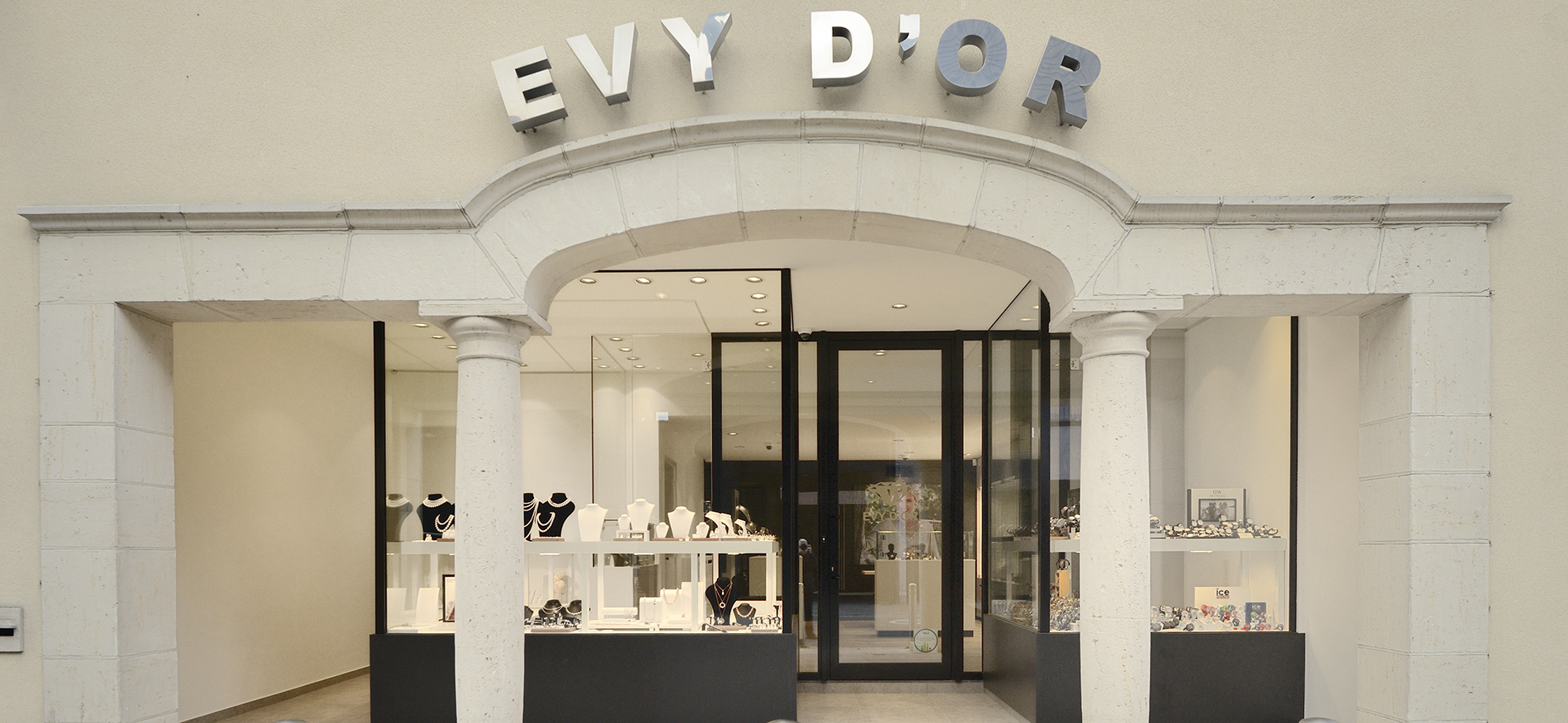 Bijouterie Evy d’Or : Atmosphère chaleureuse - 