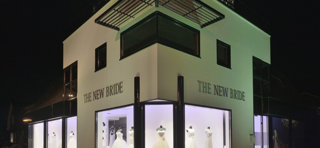 The New Bride : Intérieur robes de mariée