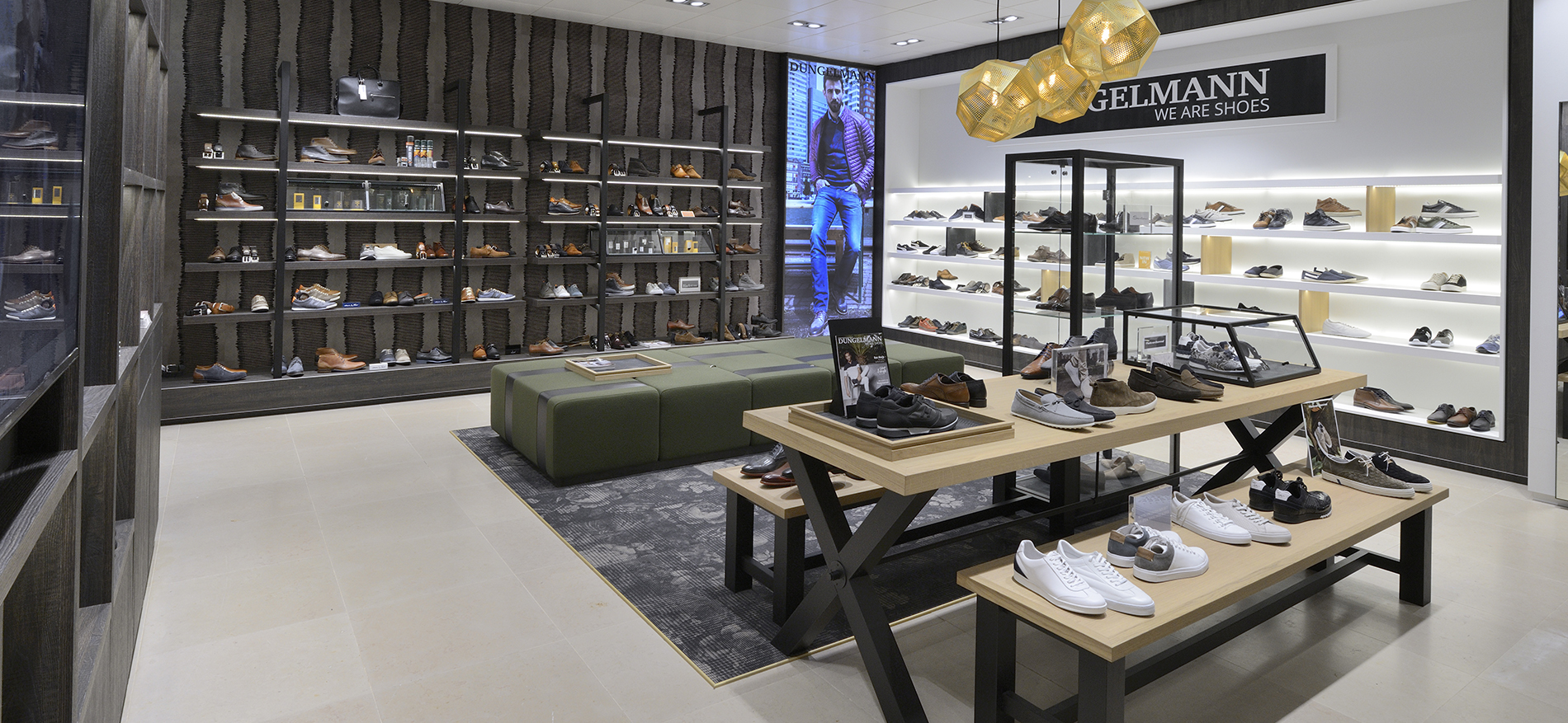 Shop-in-shop Dungelmann Chaussures dans Berden Mode à Uden - 