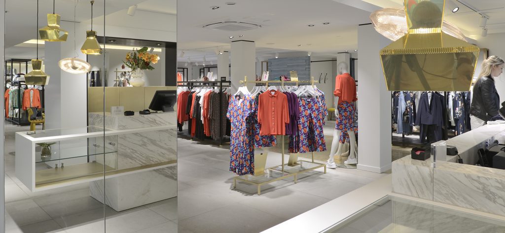 Anna van Toor | Zeist (NL) | Intérieur de boutique de mode de luxe
