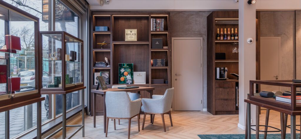 Interieurbouw; Interieurbouwer juwelier; verbouwing juwelier, verbouwing juwelier, winkelbouw juwelier; winkelverbouwing juwelier; Interieurinrichting bijouterie; Interieurinrichting juwelier; Ontwerp en inrichting door WSB; juwelierwinkel ontwerp; Ontwerp en inrichting door WSB interieurbouw; Ontwerp en inrichting door WSB retail; WSB; WSB Interieurbouw; België; interieur ontwerpen juwelier; interieur bijouterie; interieur juwelier; interieurbouw bijouterie; interieurbouw juwelier; interieurbouw retail; interieurbouw.; interieurbouwer; interieurbouwer juwelier.; juwelierzaak inrichten; juwelierwinkel inrichten; interieurbouwer retail; interieurbouwers bijouterie; interieurbouwers juwelier; interieurontwerp bijouterie; interieurontwerp juwelier; interieurontwerpen bijouterie; bijouterie; retail design; shopconcepts; winkel inrichting bijouterie; winkel inrichting juwelier; winkel interieur bijouterie; winkel interieur juwelier; winkelbouw bijouterie;