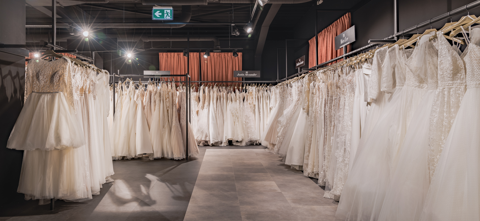 Wedding World bruidswinkel | Oberhausen (DE) - Mode