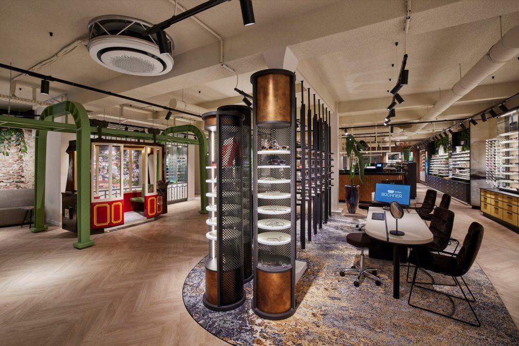 Design and furnishing optician by WSB Shopfitting