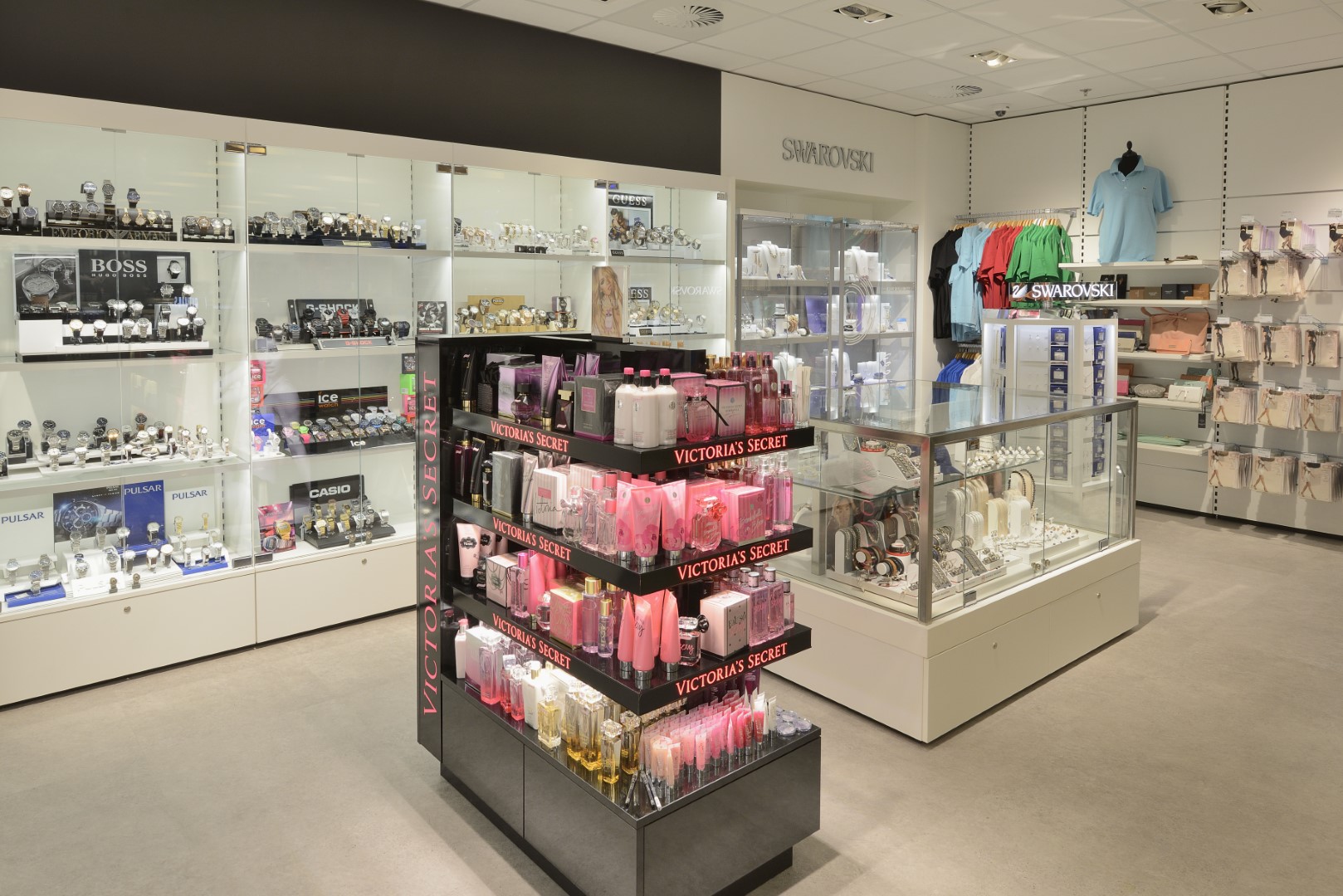 B&S Crewshop aéroport Schiphol – Aménagement intérieur - 