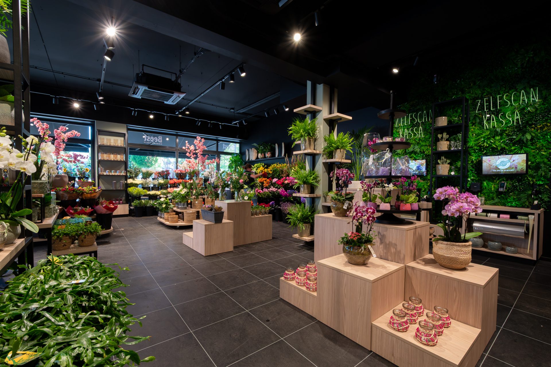 Van Beest Bloemen en Planten | Vathorst (NL) - 